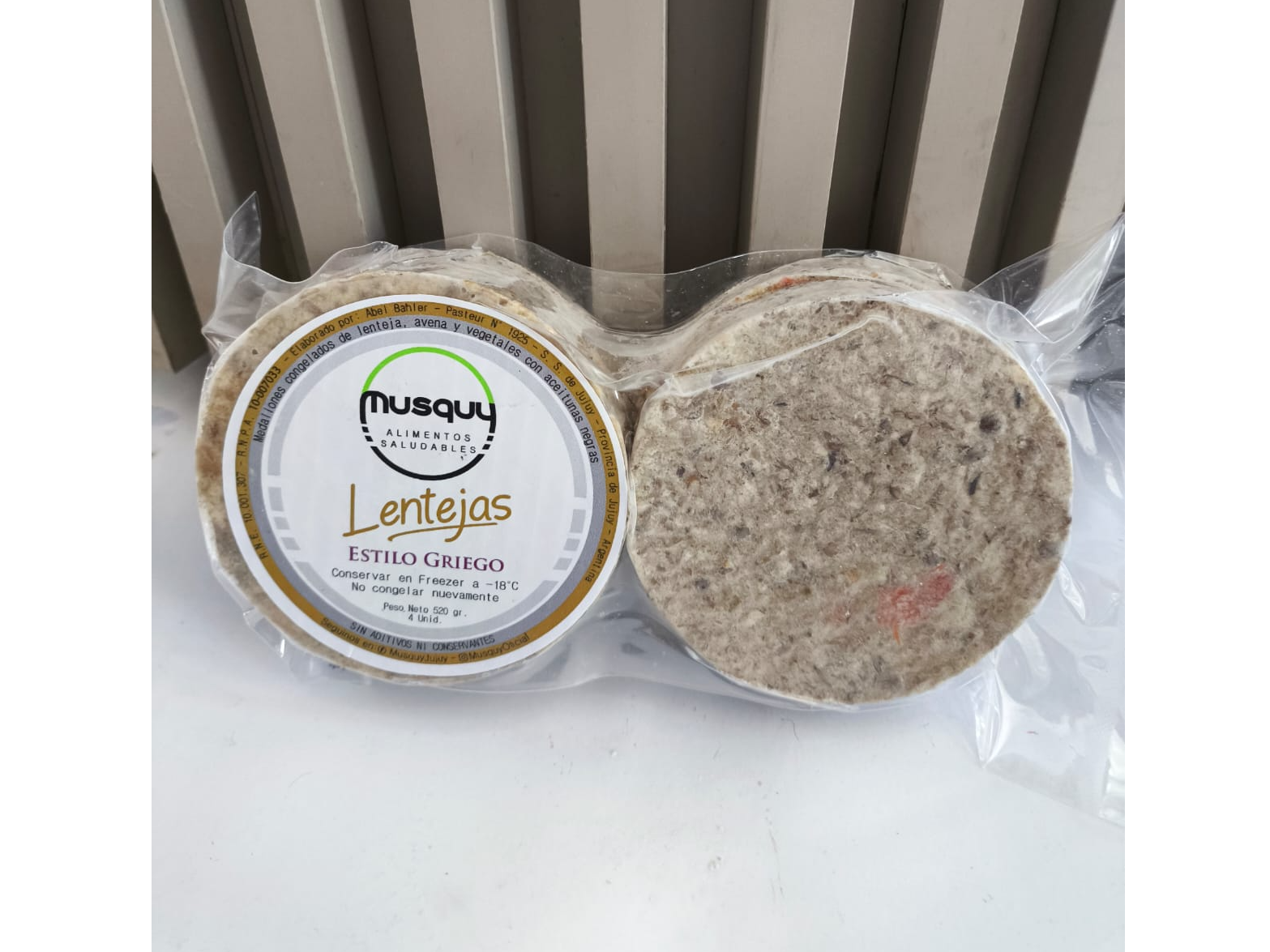 MEDALLONES DE LENTEJA ESTILO GRIEGO