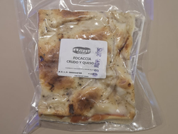FOCACCIA DE JAMON CRUDO Y QUESO