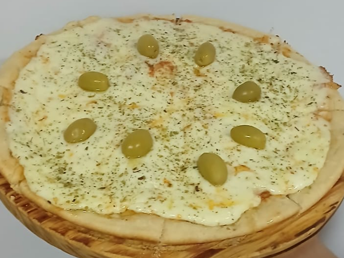 Pizza Muzzarella