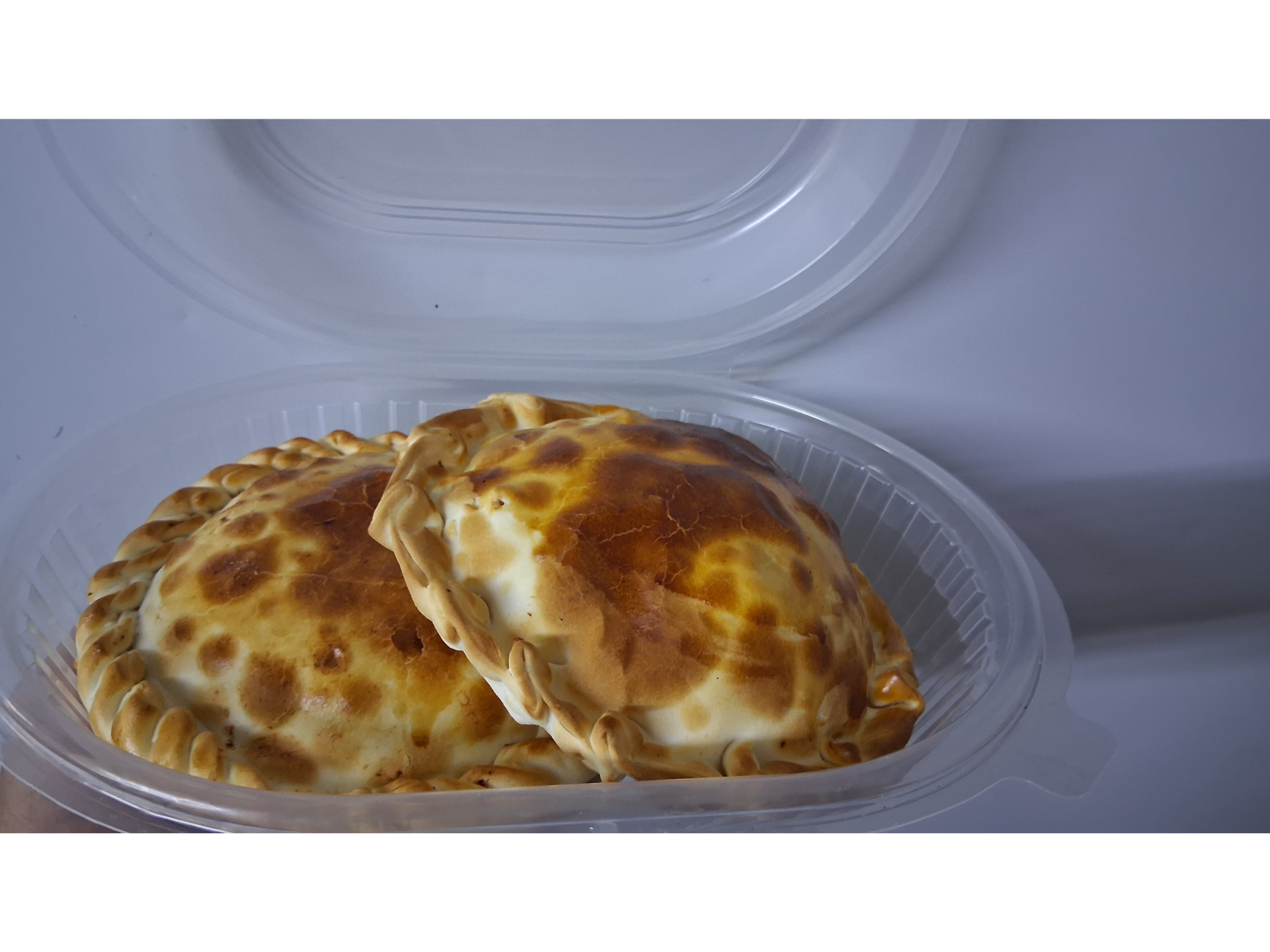 Martes 7.  Tarteletas.  1 de JamYqueso 1 de Atun