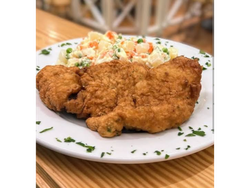 Viernes 14. Escalope con Ensalada Rusa