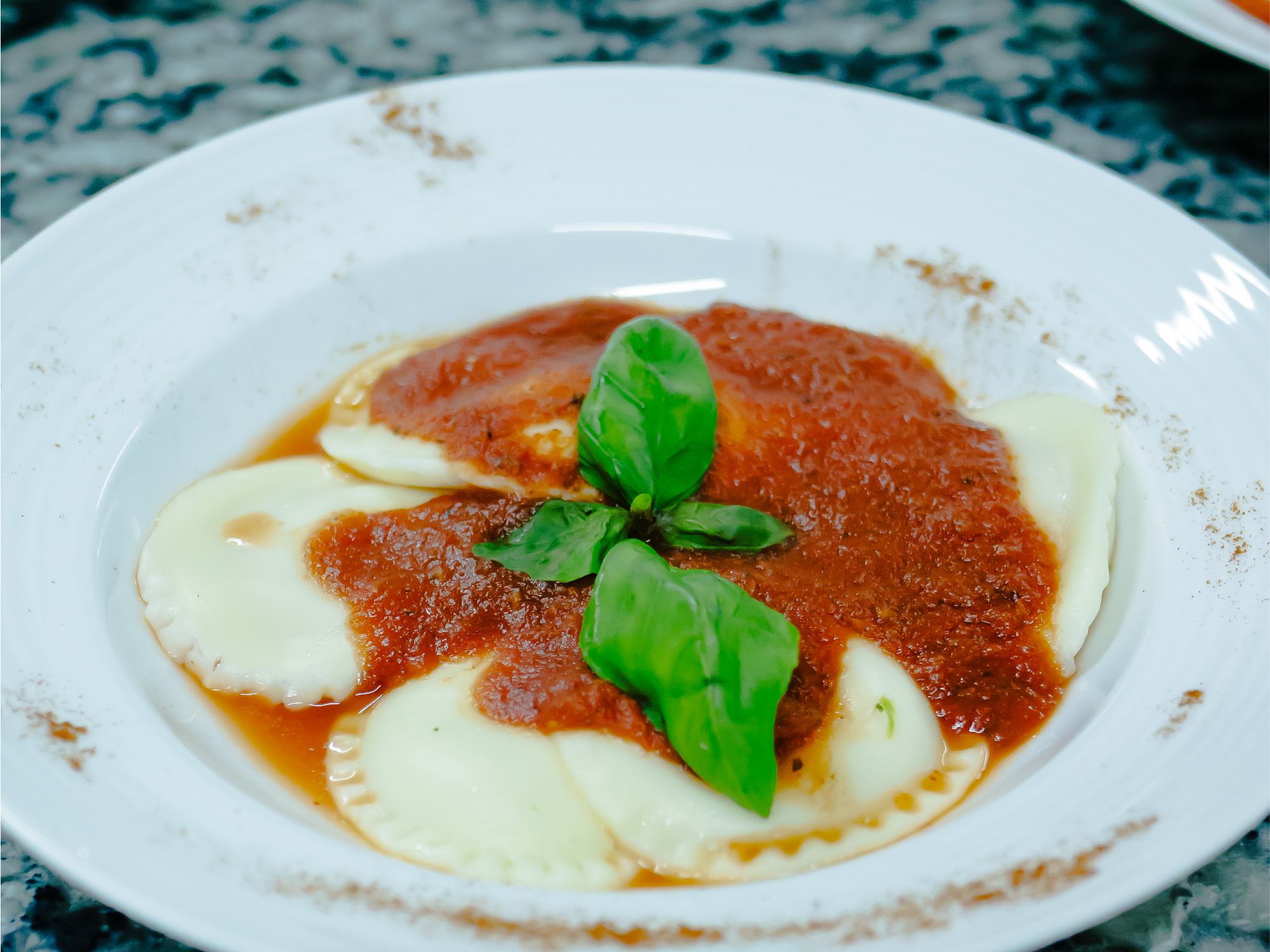 134-Sorrentinos de jamón y queso completo (x 8u)