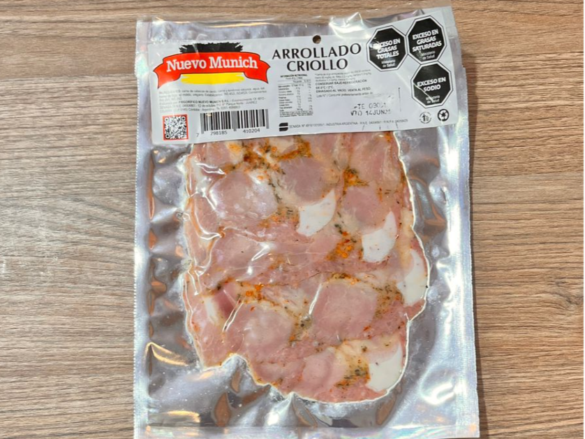 ARROLLADO CRIOLLO FETEADO