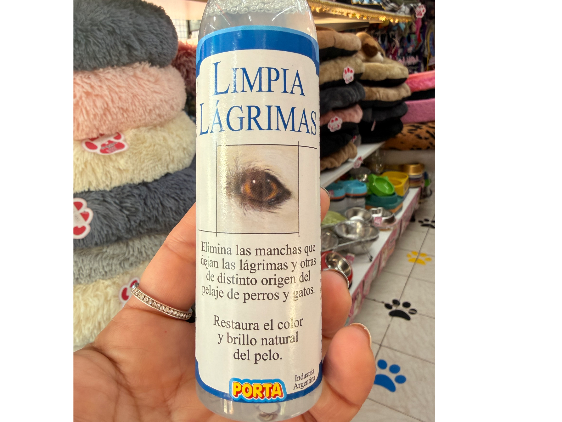 Limpia lágrimas porta de Pension Canina