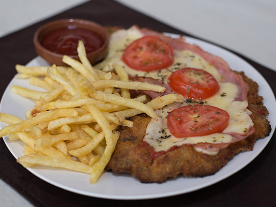 milanesa de ternera a la napolitana con guarnicion