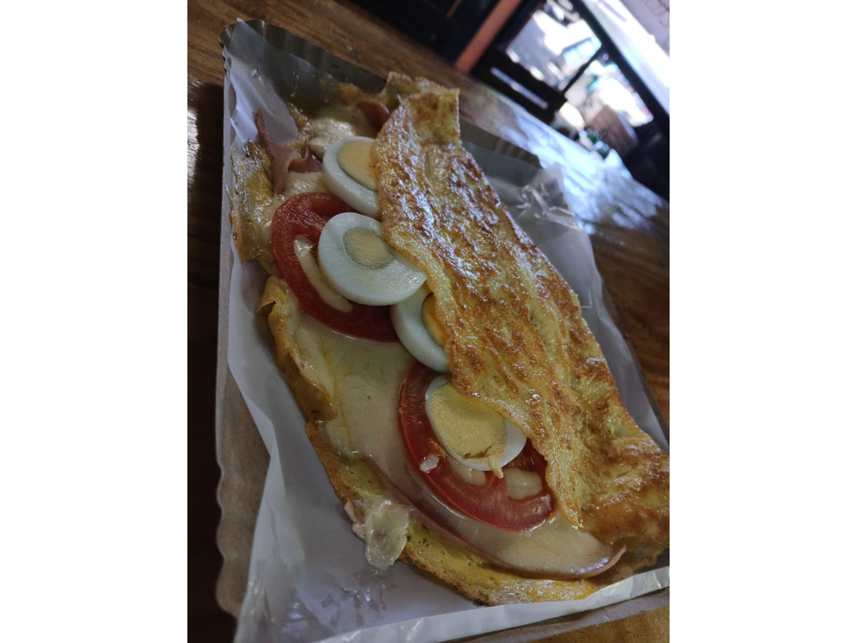 PROMO 4 omelet JQTH + fritas o ensalada