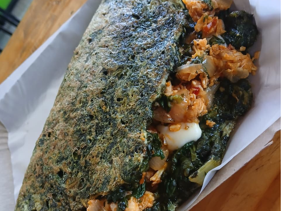 DE VERDURA CON POLLO Y MUZZARELLA