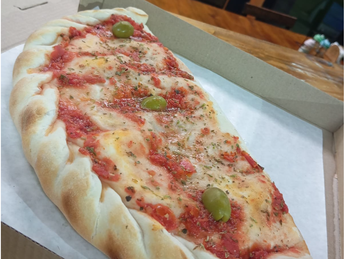 CALZON DE JAMON Y MUZZARELLA