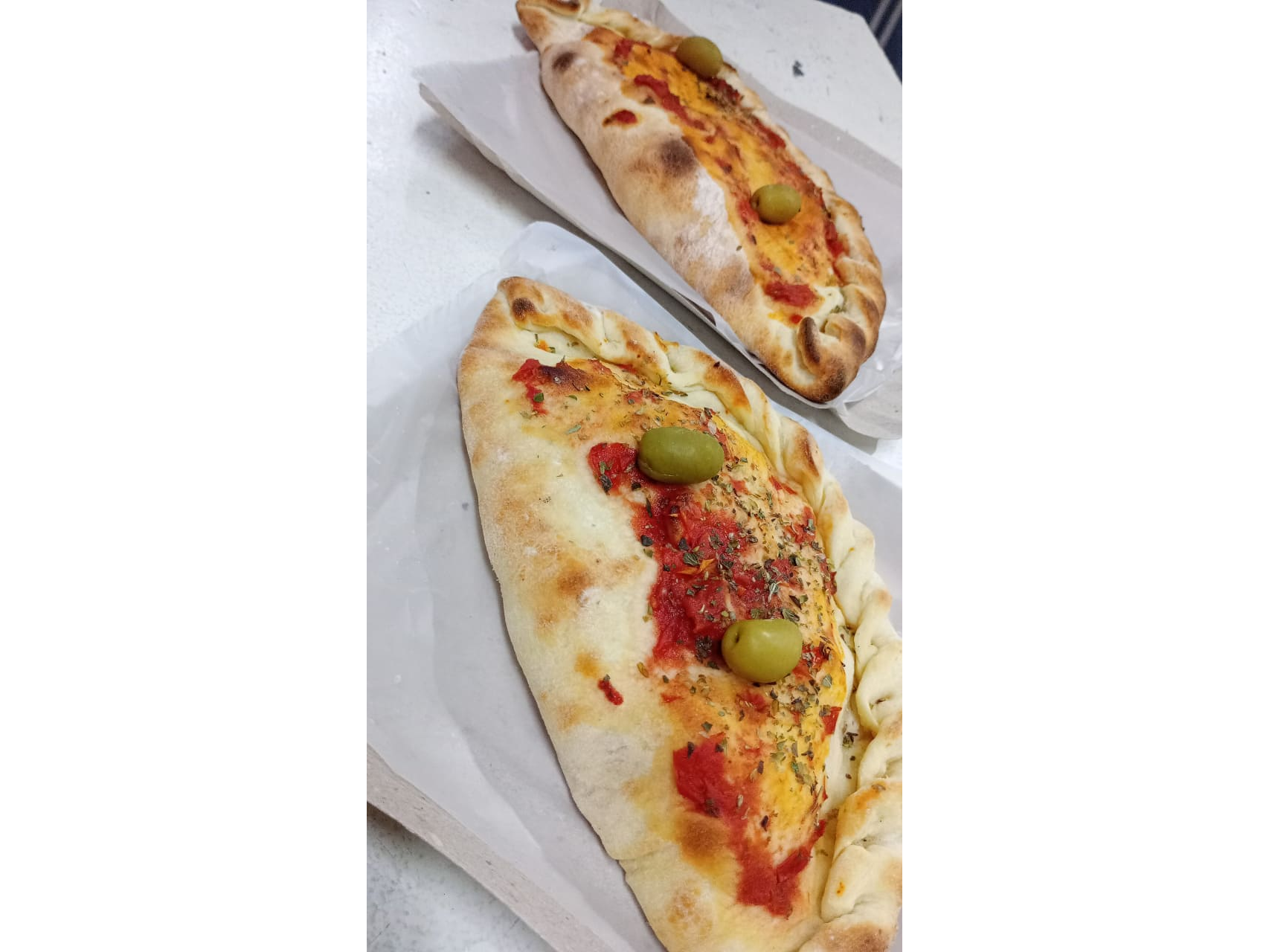CALZON DE JAMON Y MUZZARELLA