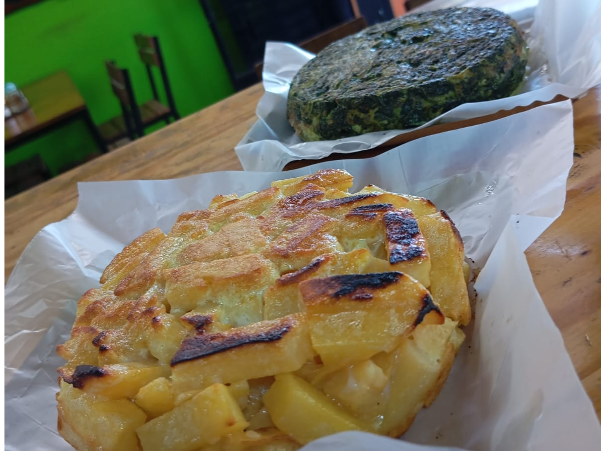 MINI TORTILLA + ENSALADA + BEBIDA