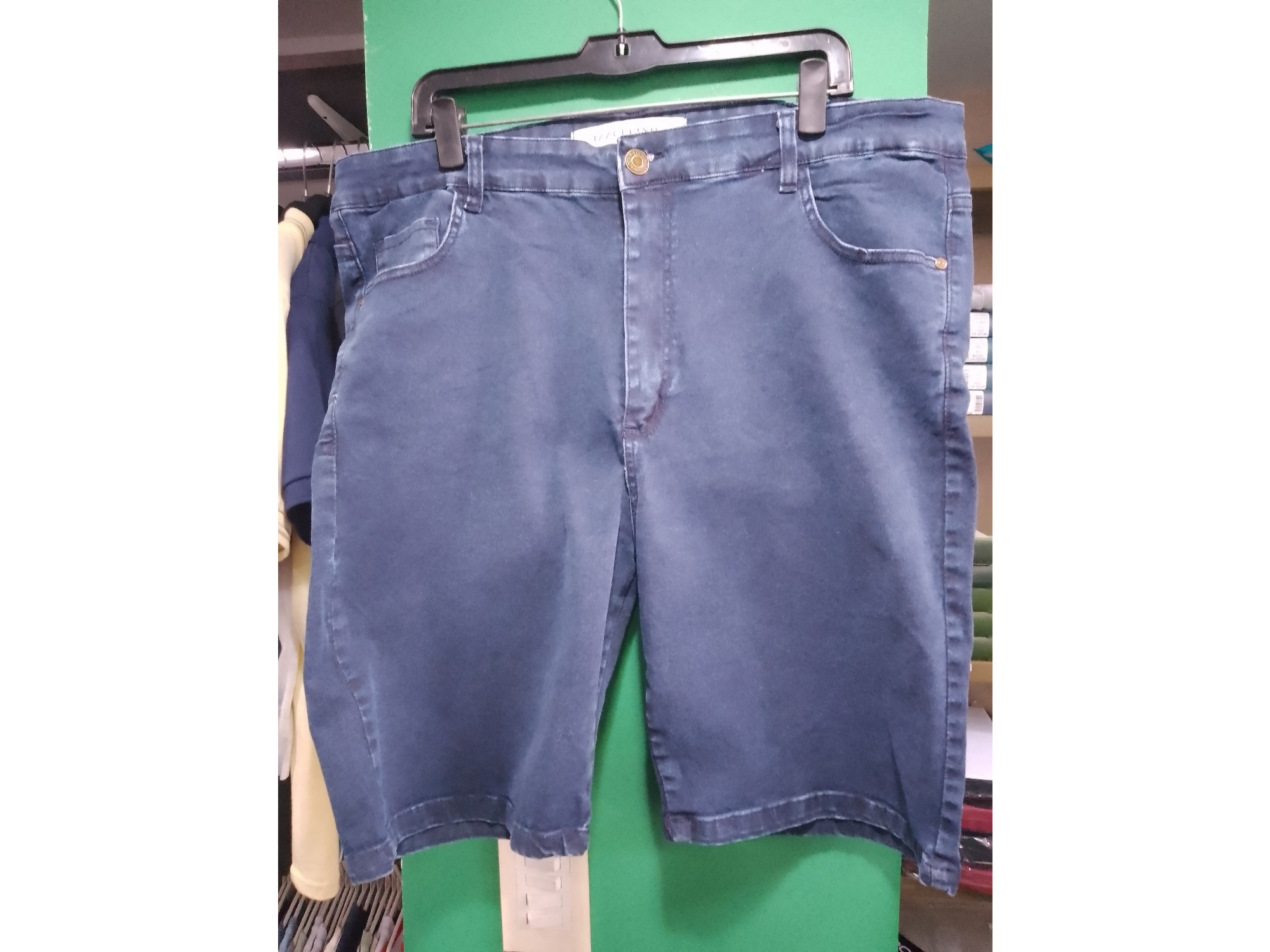 Bermuda de jean elastizada