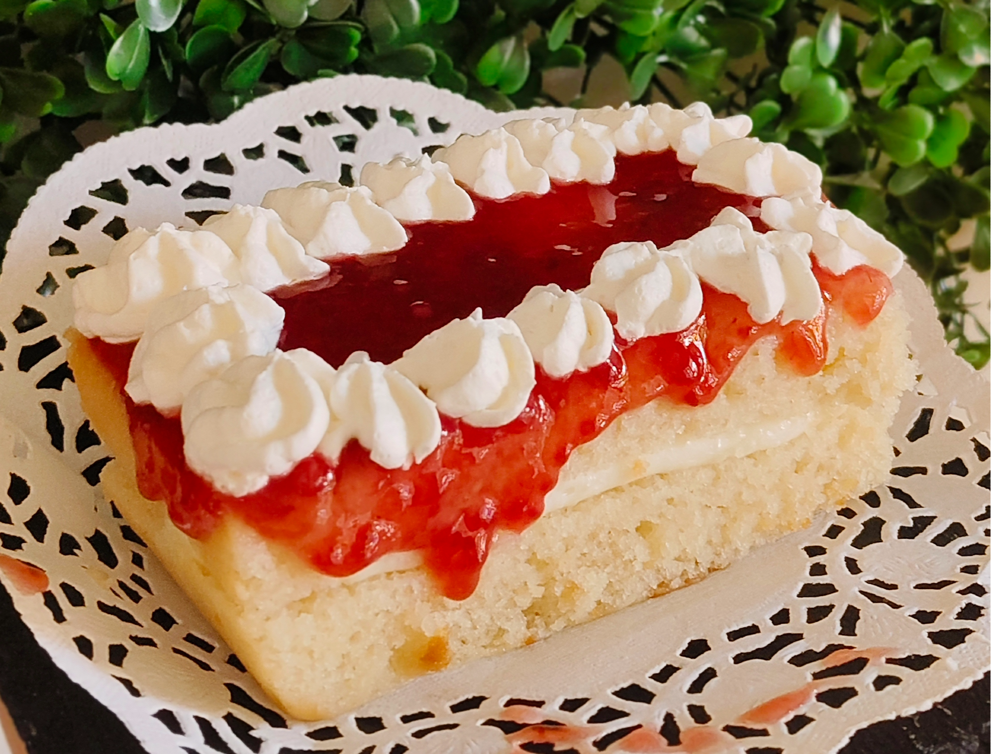 Pastel limón frambuesa