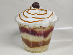 Torta en vaso frambuesa manjar