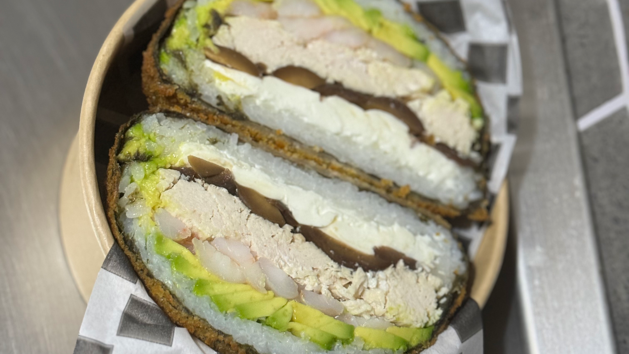 SUSHIBURGUE