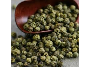 Pinienta verde en grano