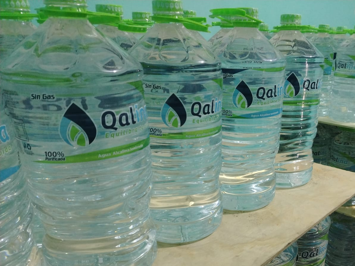 20 Botellones de 8 Litros de Agua Alcalina