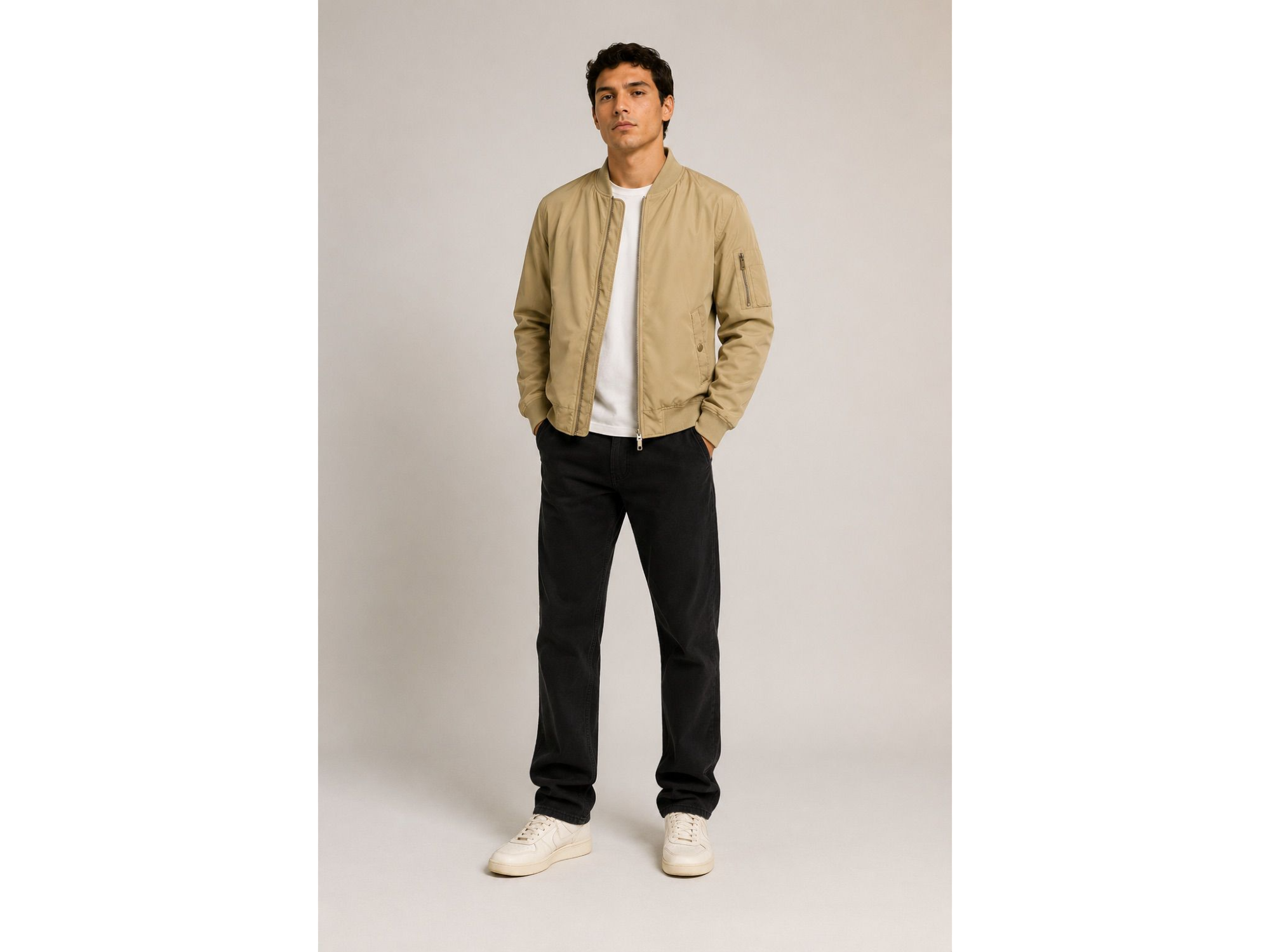 Campera Bomber  impermeable Color beige