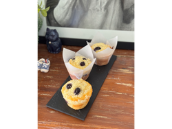 Muffin de limón y arándanos con crumble