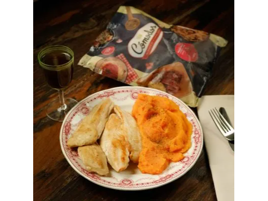 Pollo grille con pure de calabaza y papa