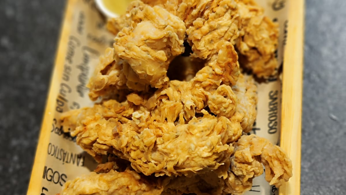 CHICKEN TENDERS