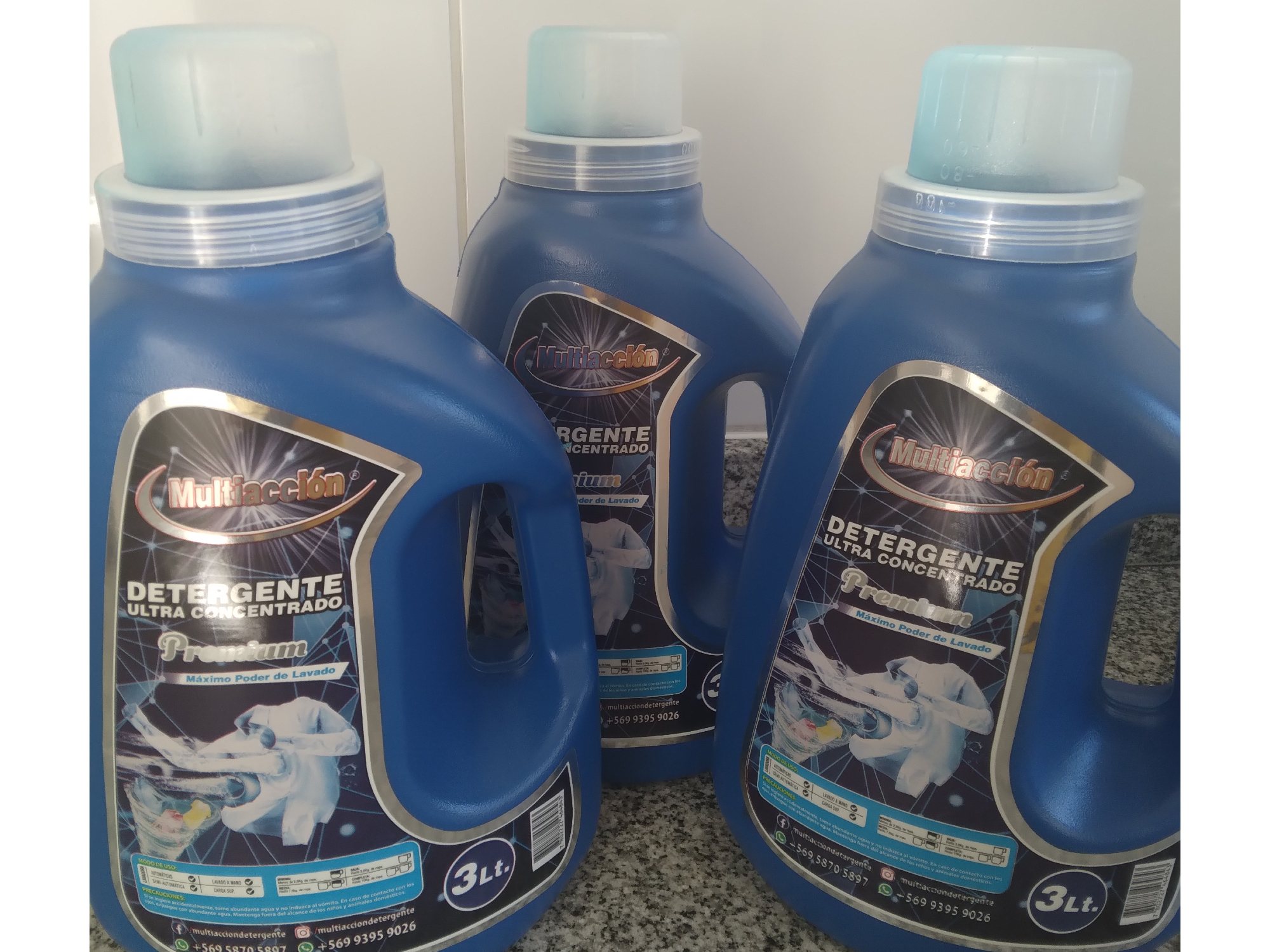 OFERTA 3   DETERGENTES  MULTIACCION  de 3 lts c/u