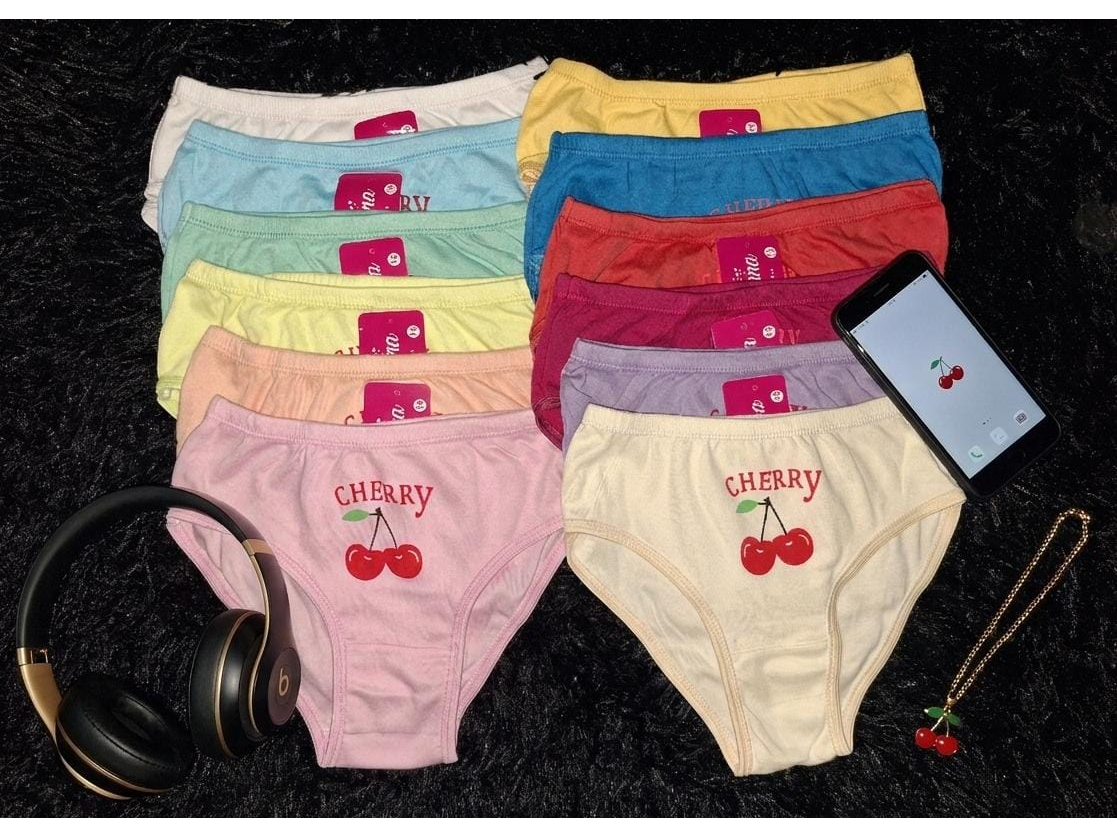 Doc. Bombachitas talle 16 est. Cerezas