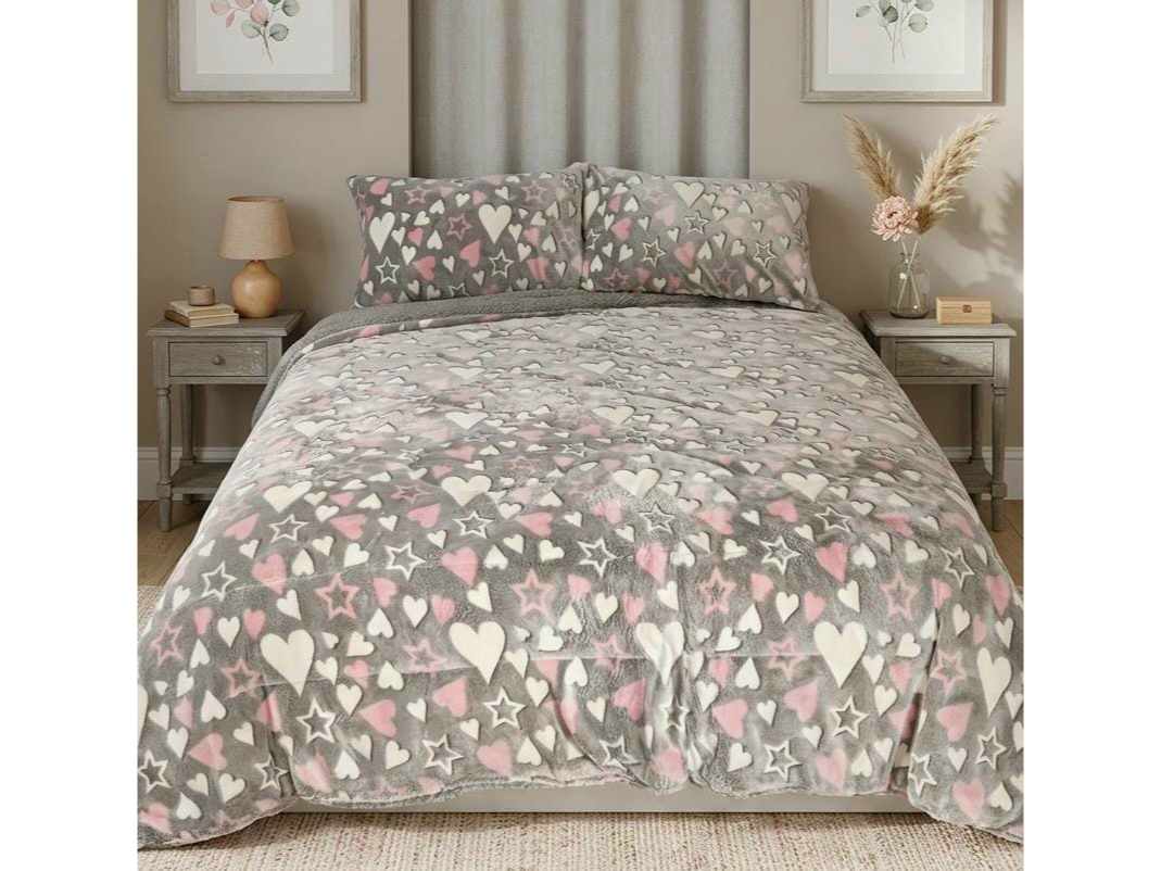 Cobertor de 3 piezas luminosos con corderito Full diseño de Corazones