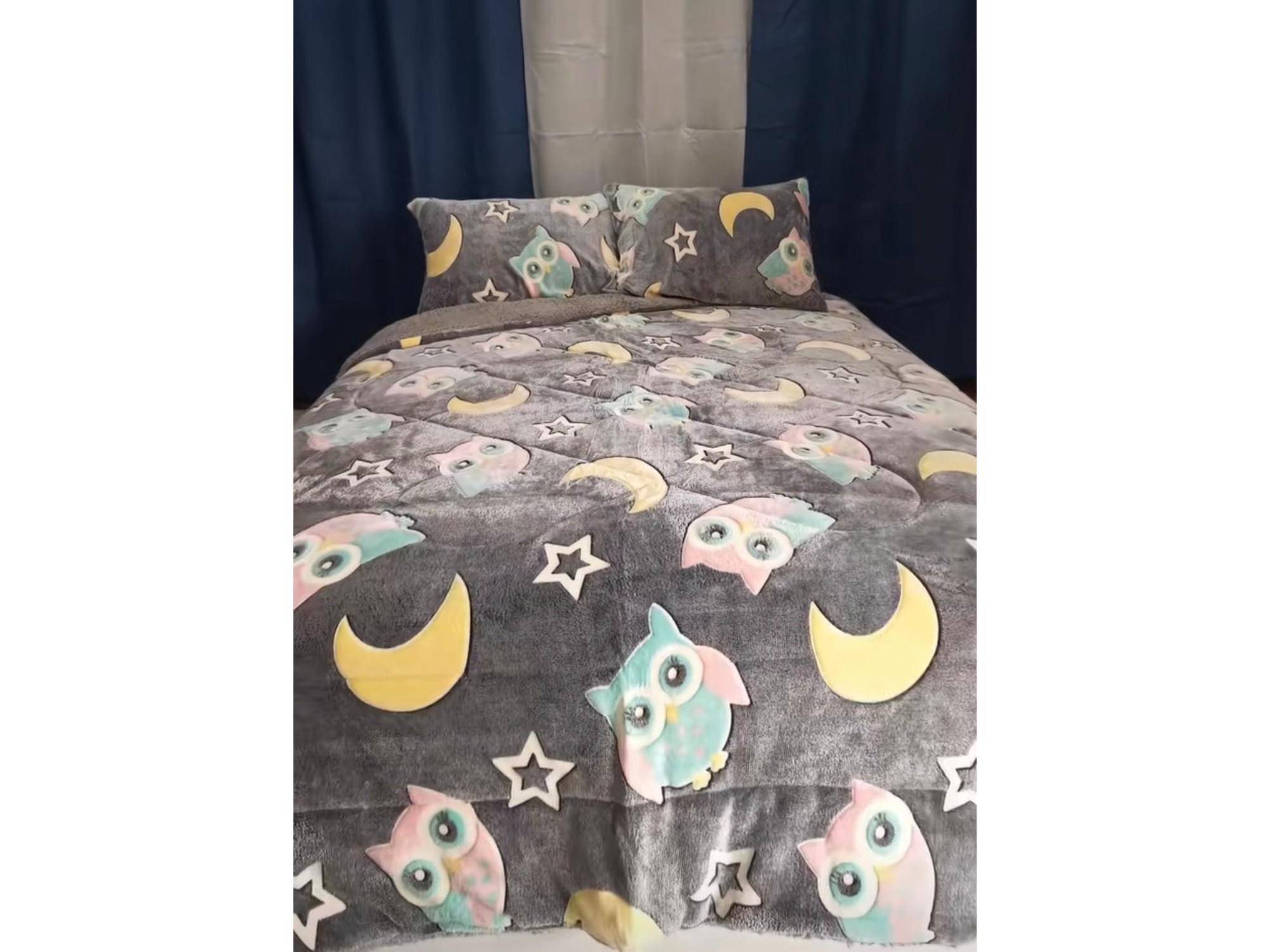 Cobertor de 3 piezas luminosos con corderito Full diseño de Gatitos (Copia)