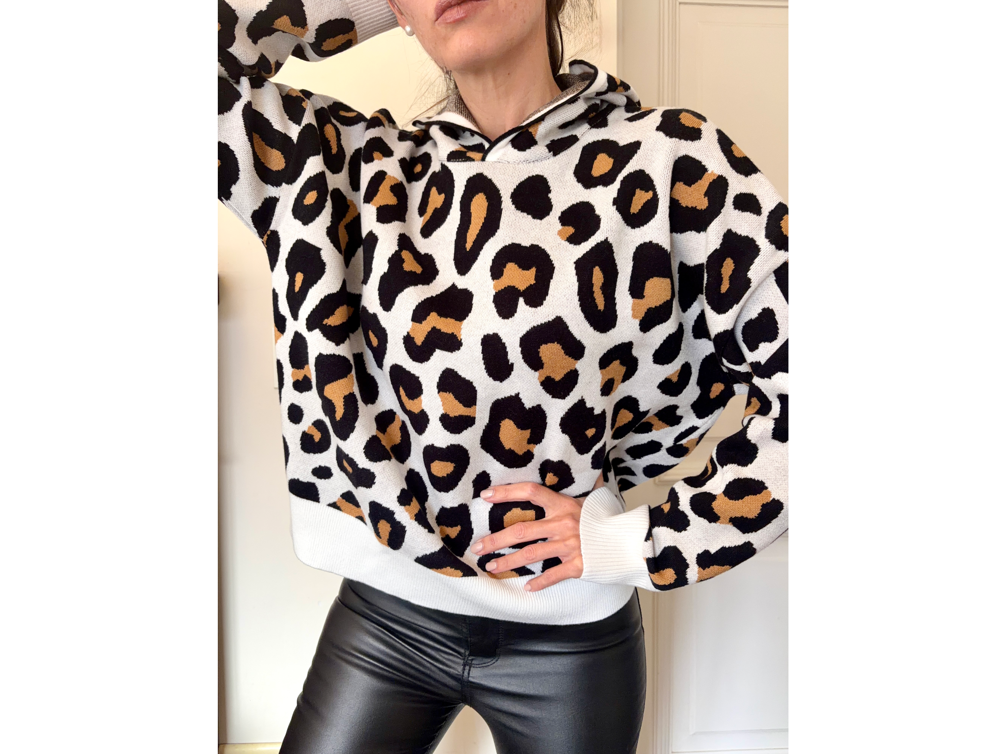 Sweater Manchas Blanco