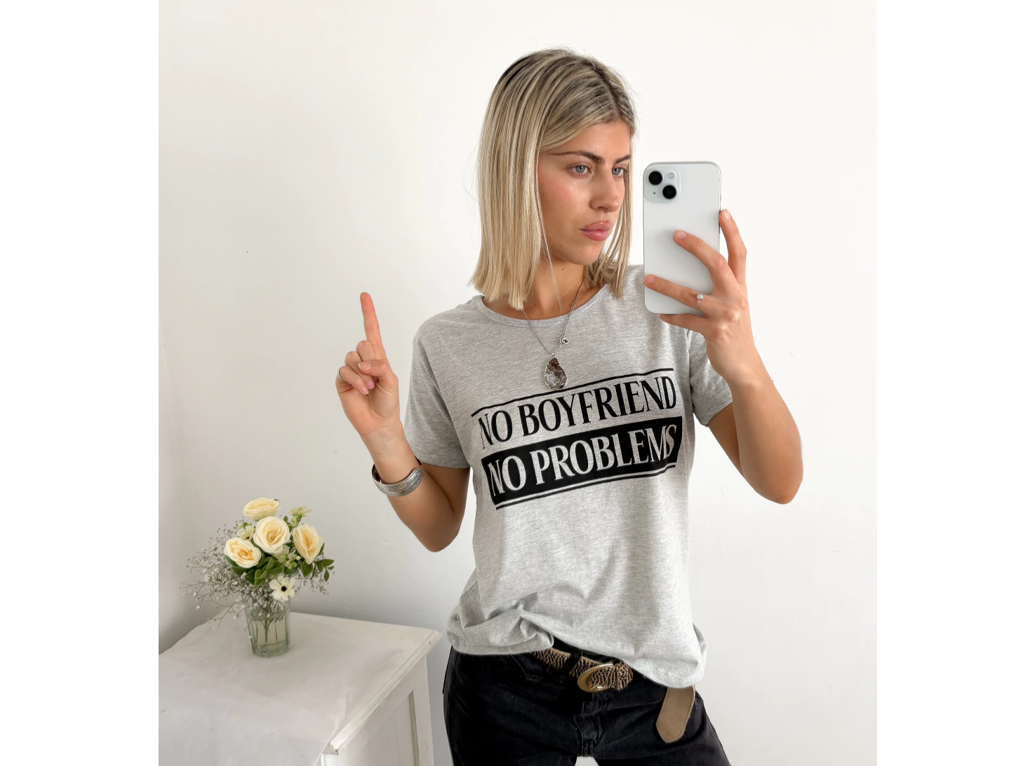 Remera algodón con estampa No Boyfriend gris