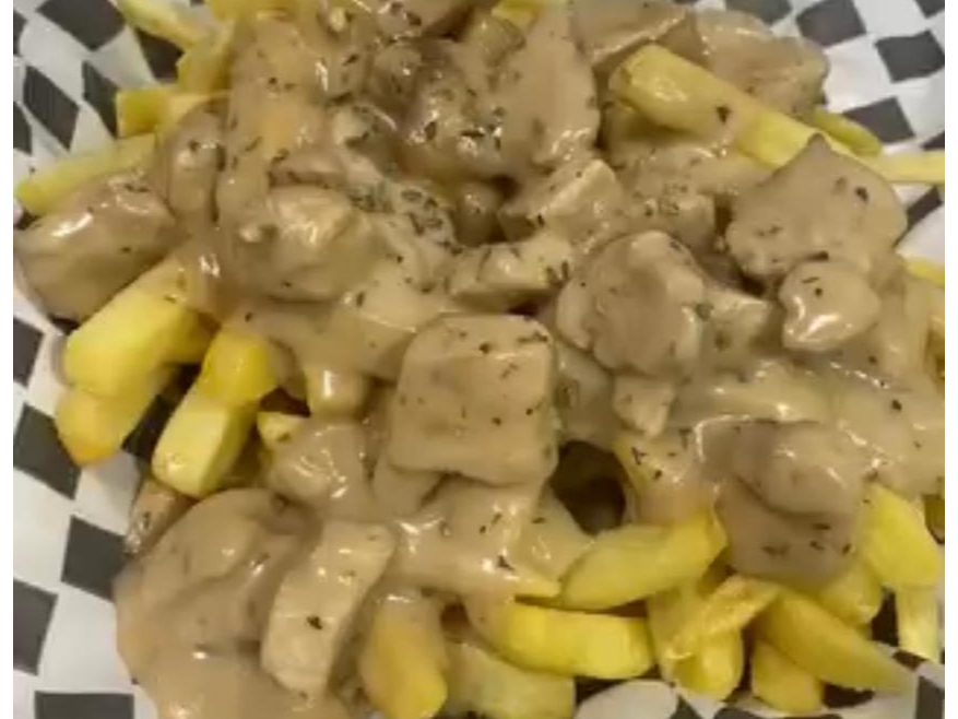 Papas Fritas Pollo queso
