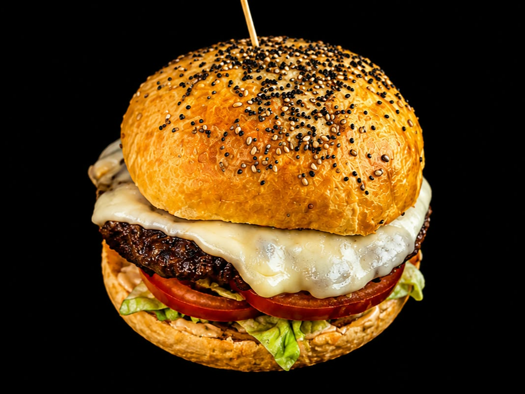1 Burger Comun+🍟+1🥤