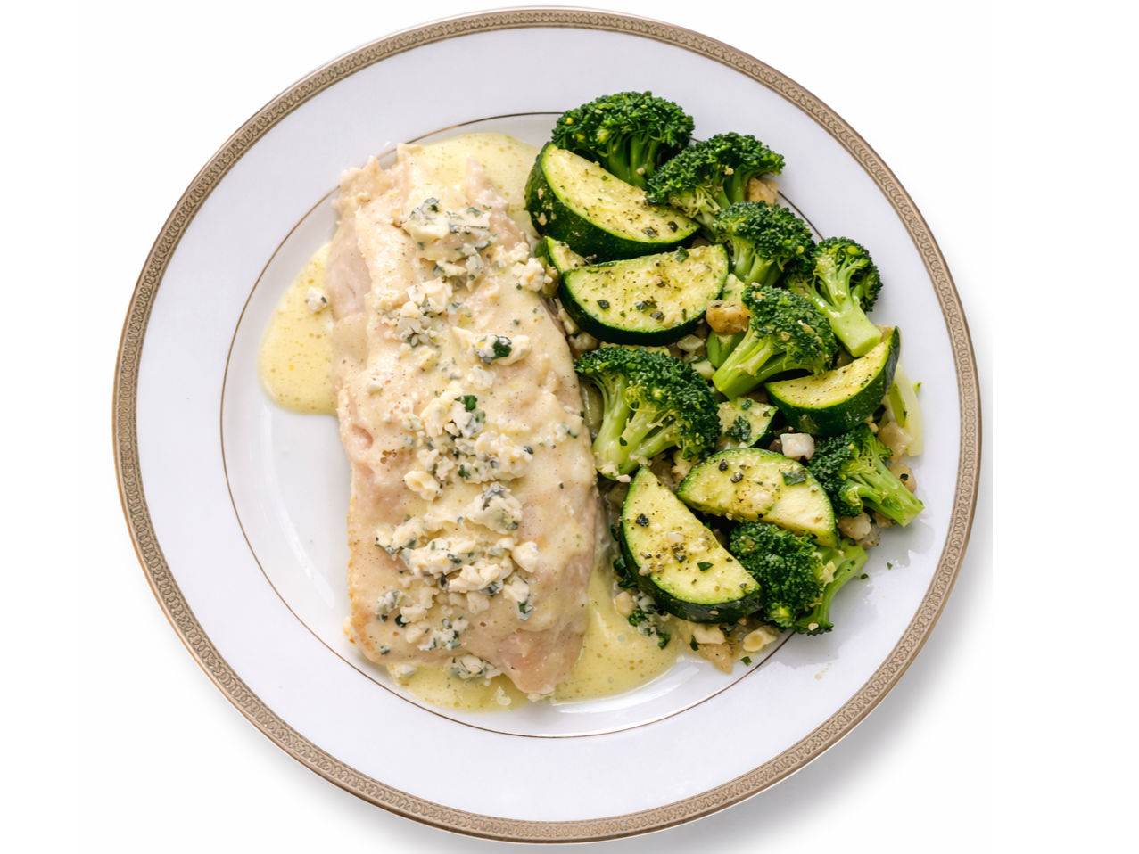 PESCADO AL QUESO AZUL CON CALABACIN Y BROCOLI. KETO