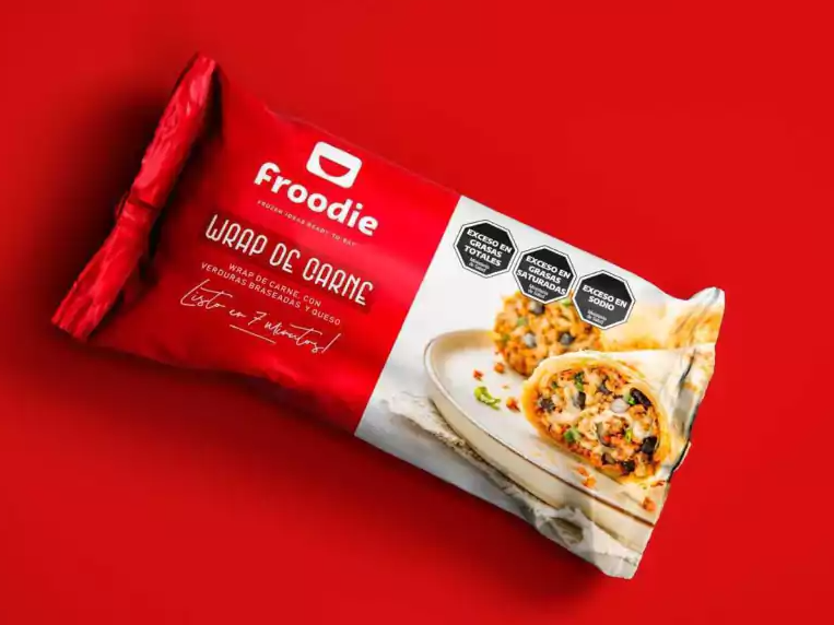 WRAP DE CARNE DESMECHADA Y CHEDDAR