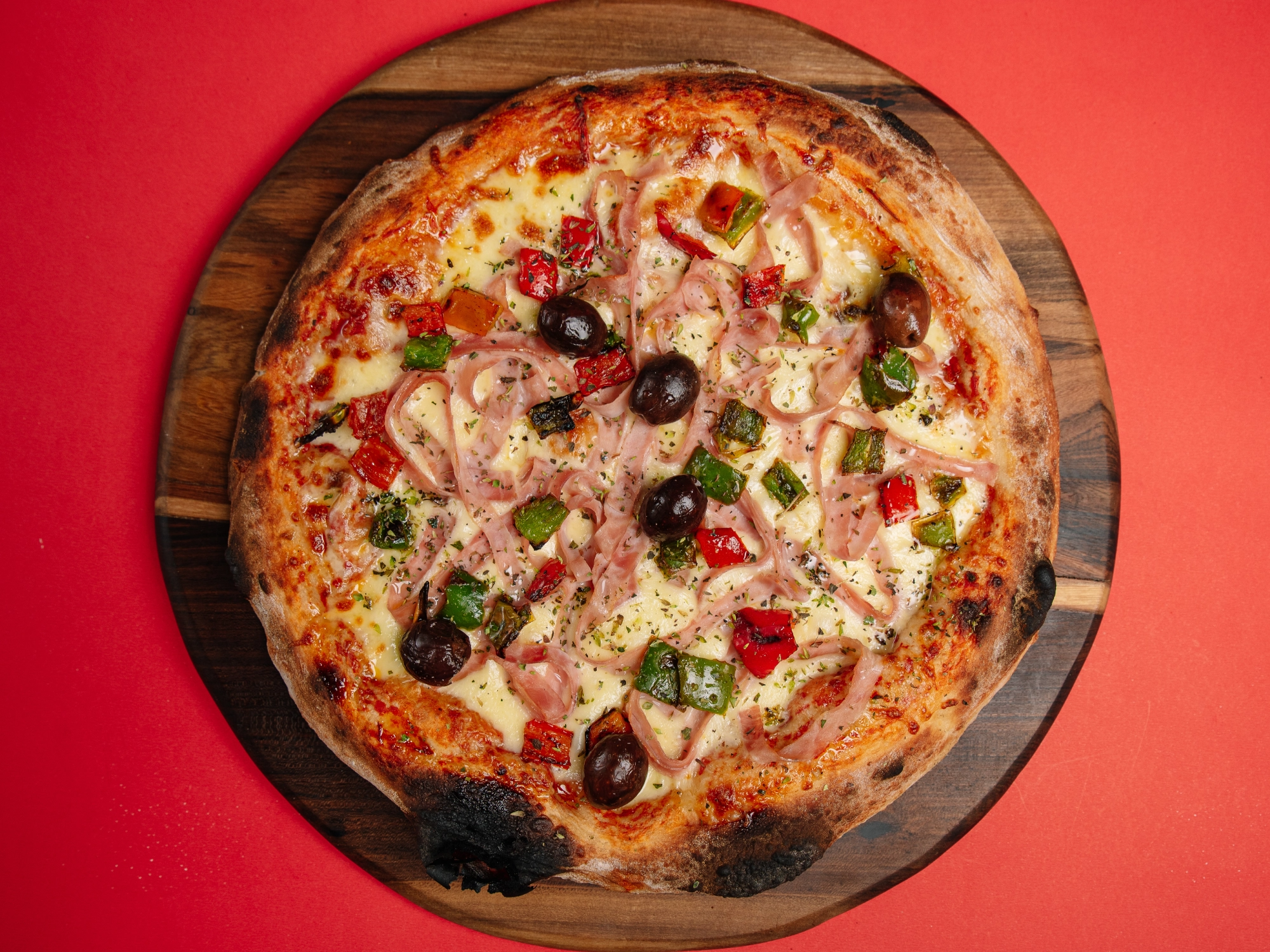 PIZZA ESPECIAL CON JAMON Y MORRONES