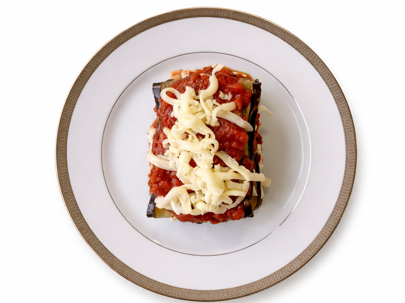 LASAÑA DE BERENJENA, TOMATE, QUESO Y CREMA. KETO