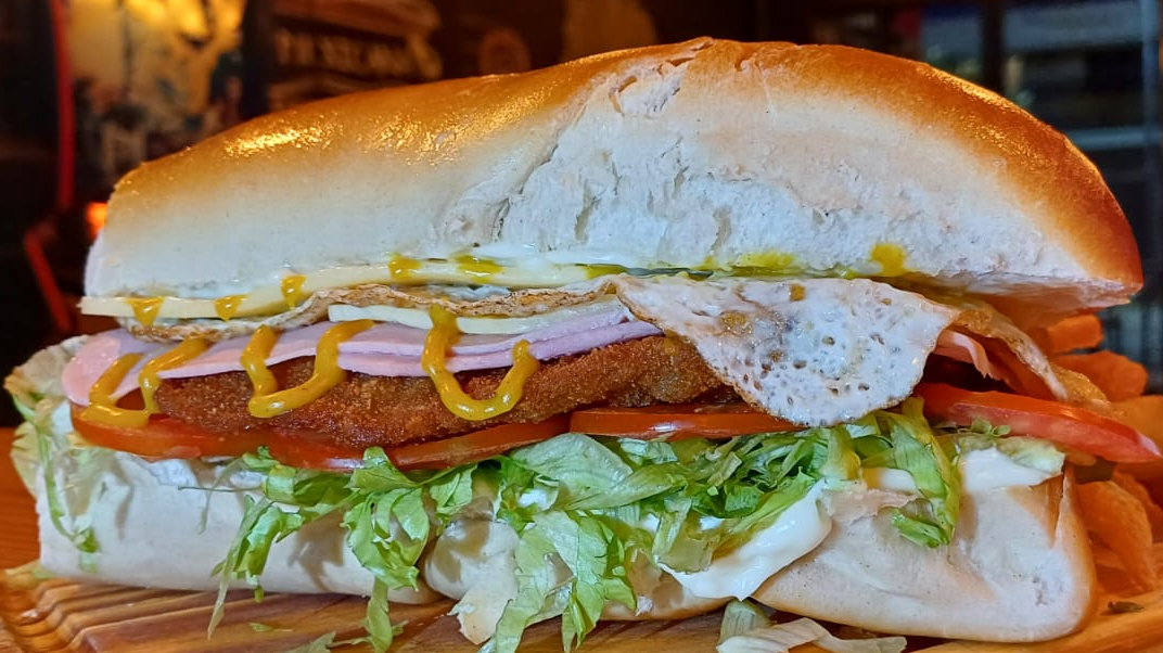 SANDWICH DE MILANESA