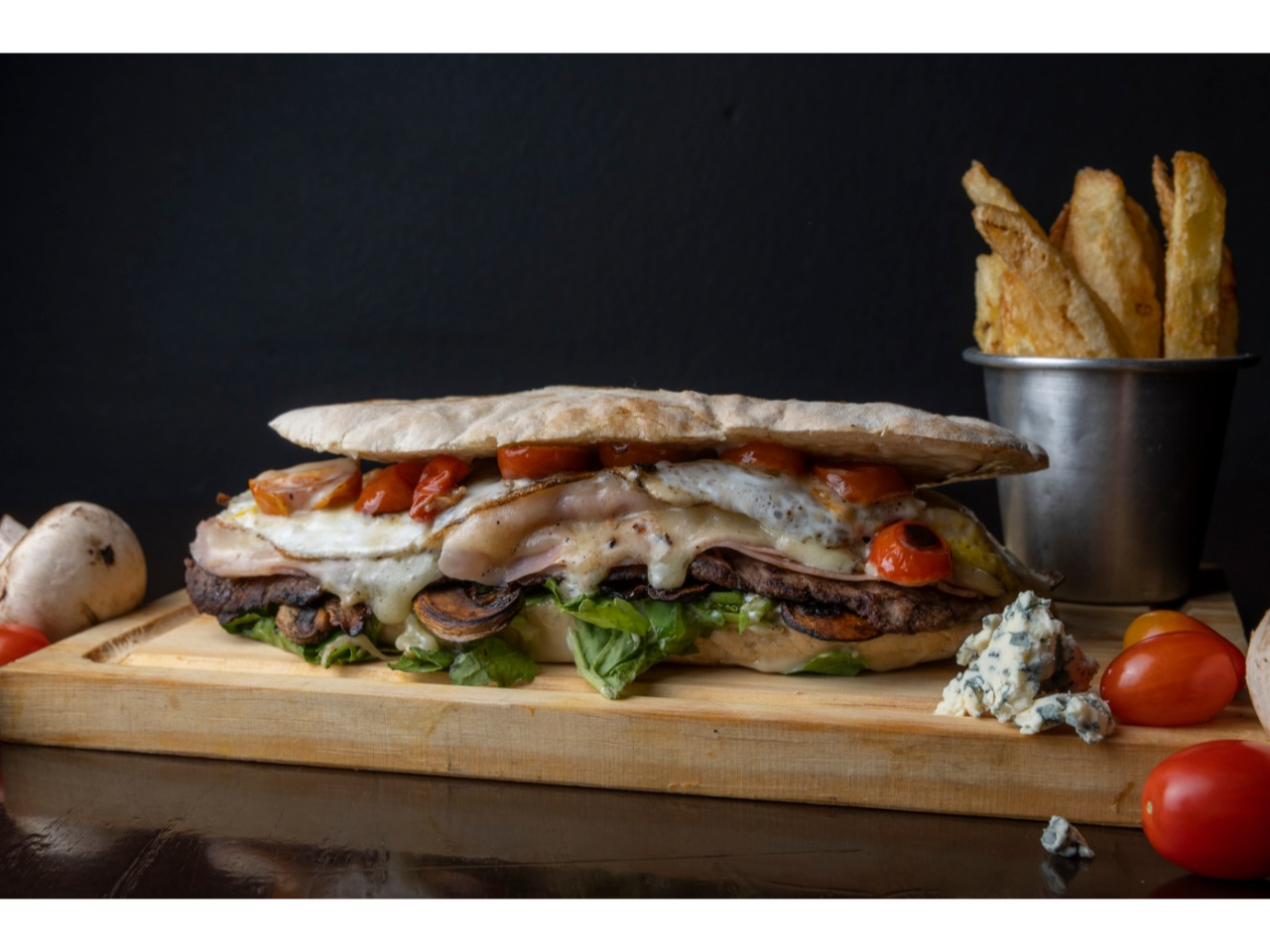 LOMO MEDITERRANEO de BURGER POINT