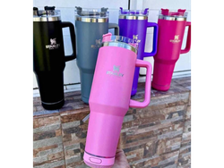 QUENCHER CON PARLANTE