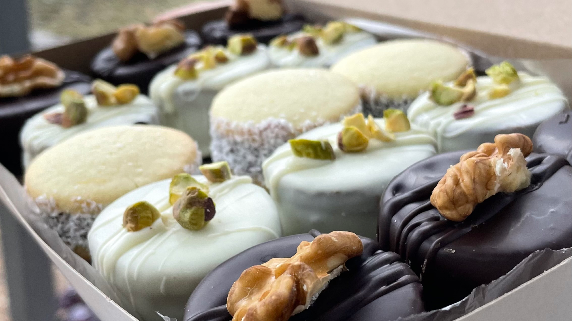 ALFAJORES