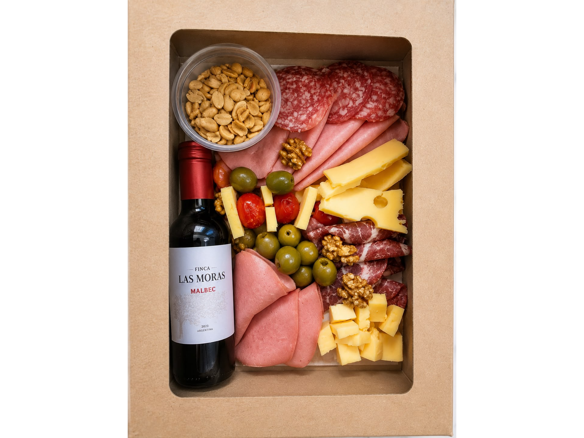 Picada Clasica + vino Cordero con piel de Lobo