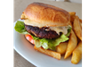 SANDWICH DE HAMBURGUESAS DE CARNE