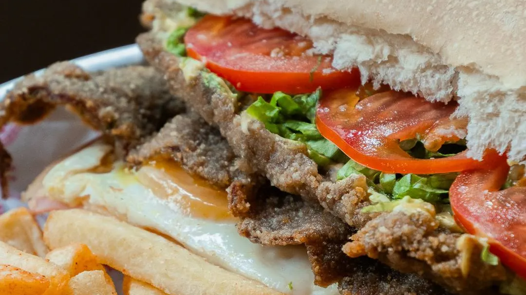 SANDWICH DE MILANESA
