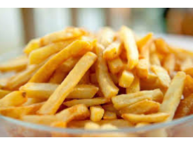 Porción grande de papa fritas