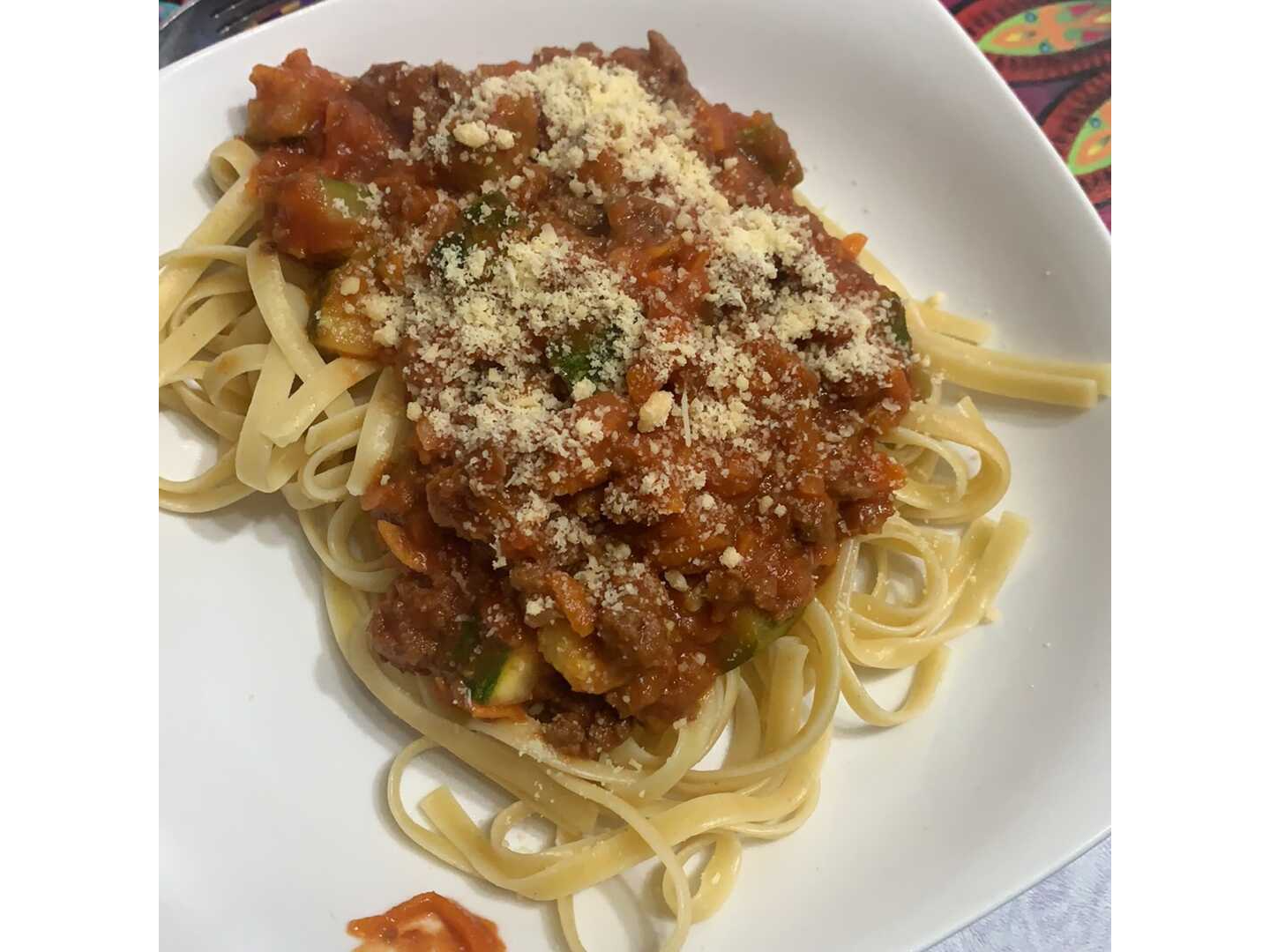 TALLARINES CON SALSA BOLOGNESA