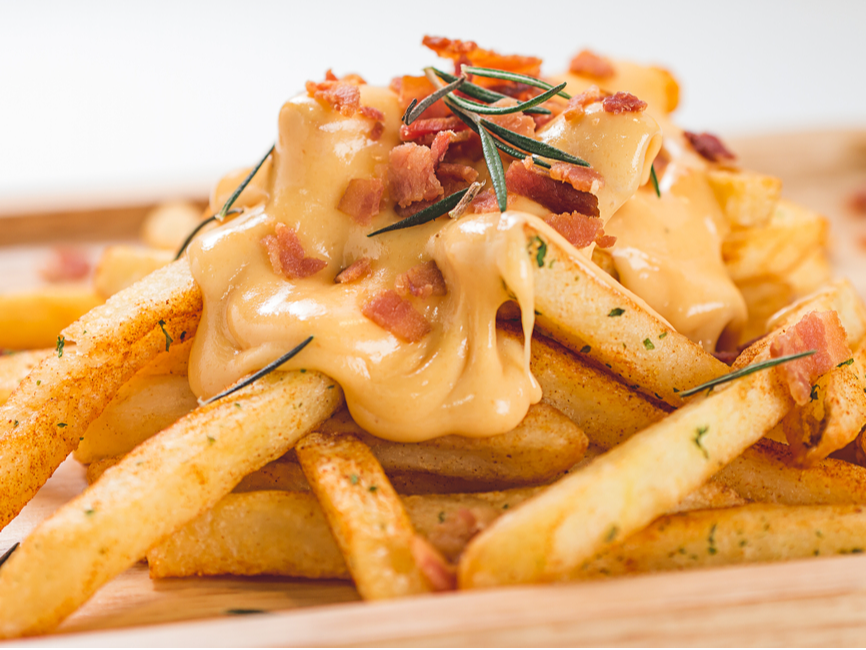 Papas con cheddar y Bacon