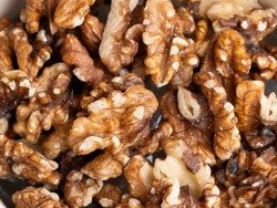 NUECES COBRIZAS (AMBER LIGHT)