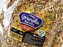 GRANOLA CON PASTA DE MANÍ