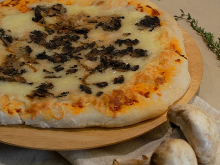 Pizza Champignones