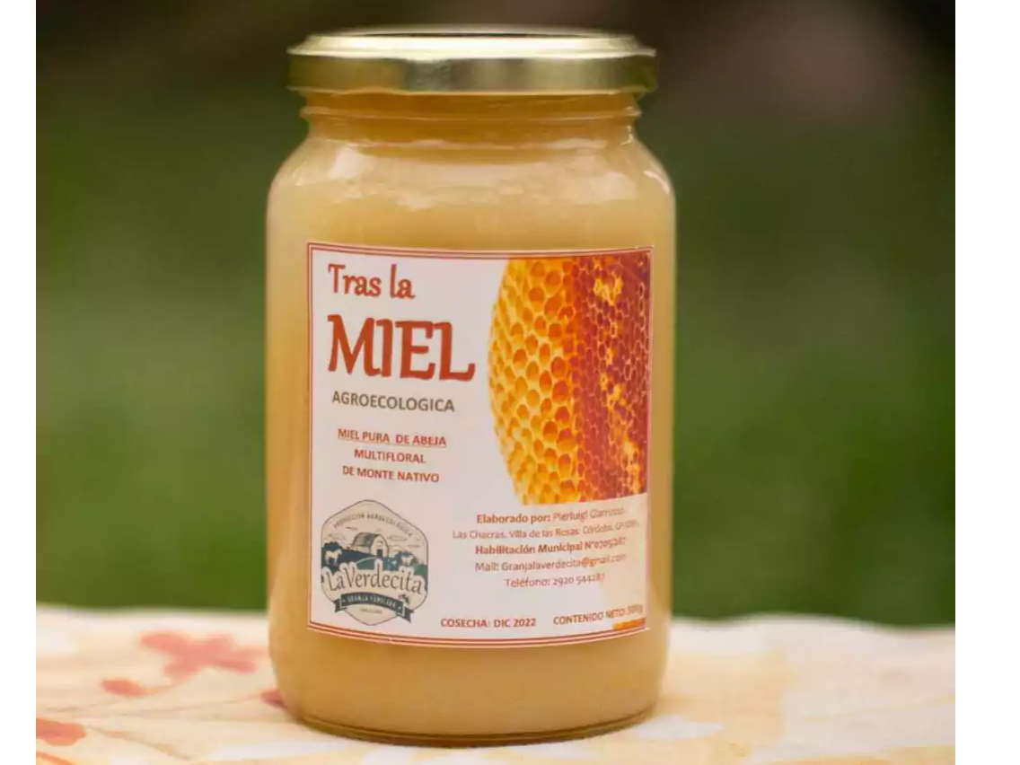 Miel agroecologica "Tras la Miel". Colmenares Granja La Verdecita, de producción Agroecológica. 500 gr